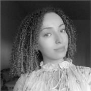 Étudiante en licence Économie et Gestion, bilingue et maîtrisant l’arabe littéraire, je propose des cours de soutien